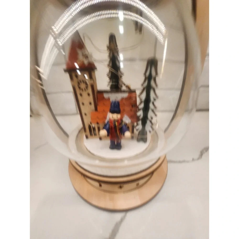 Christmas‎ Winterland Village Illuminated Lantern Wood And Glass Alpine Scene